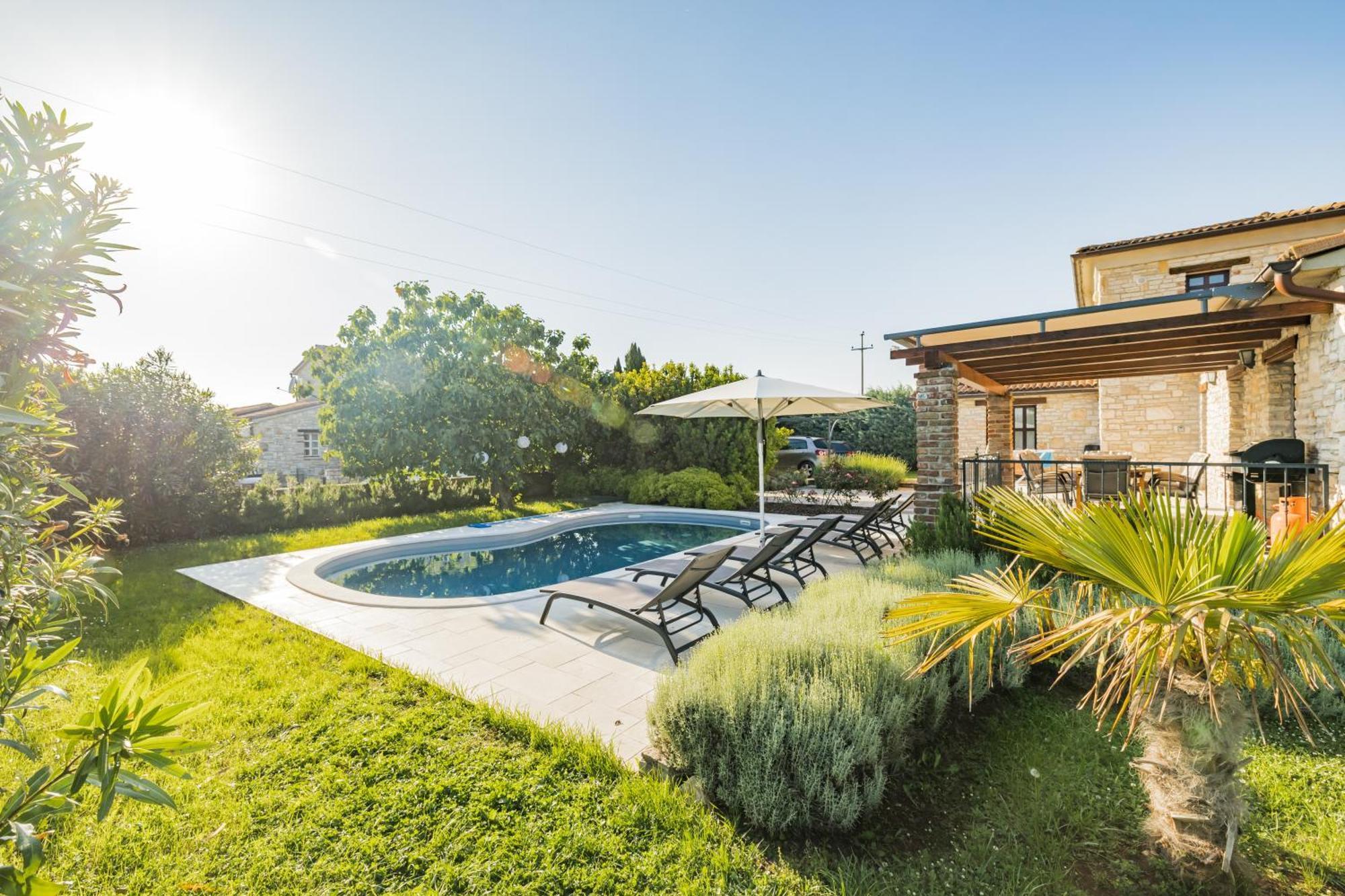 Wunderschöne Villa Jurinea mit privaten Pool Barat  Exterior foto